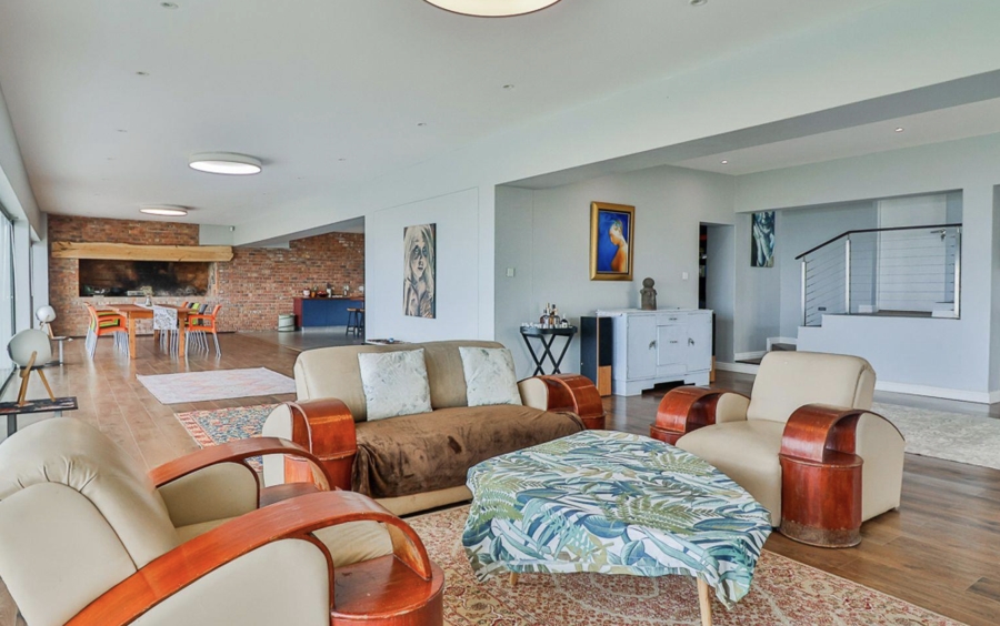 5 Bedroom Property for Sale in Onrus Western Cape